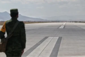 Suprema Corte avala decretos de AMLO que permiten a la Sedena vigilar el espacio aéreo y la extinción de Financiera Rural